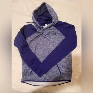 Under Armour Swetahirt